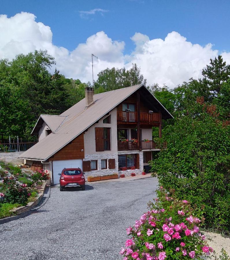 Le Petit Randonneur Bed and Breakfast Briançon Buitenkant foto